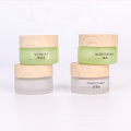 Bamboo lid face cream jar glass cosmetic jar container for packaging